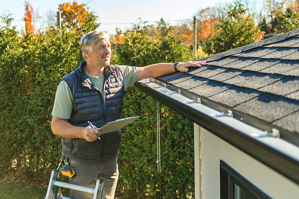 Professional Emergency Roof Repair technician working in New Baltimore, OH
